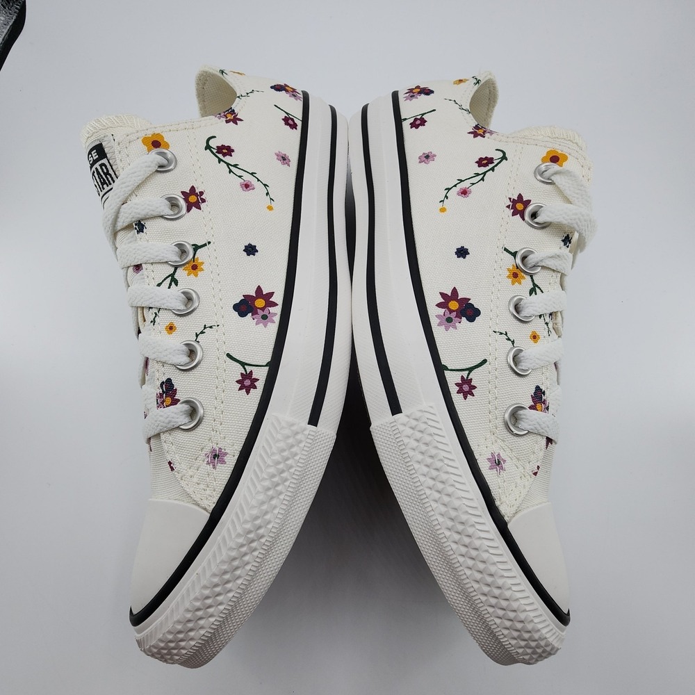 Converse Chuck Taylor All Star Low Shoes Womens 9.5 Cream Embroidered Floral NEW - Picture 10 of 12
